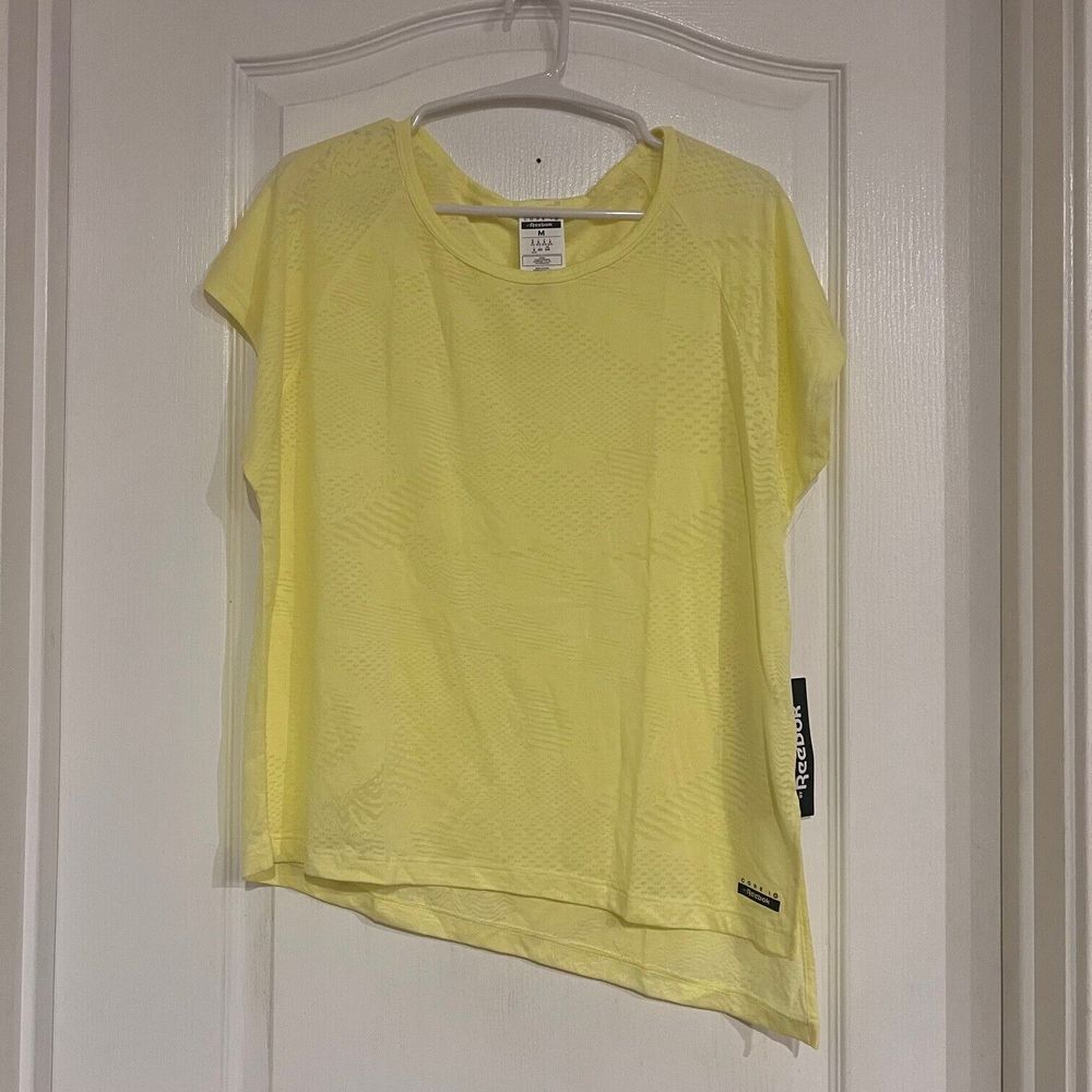 Reebok Womens Training T-Shirt Burnout Short Sleeve Lemon Glow Size‎ Medium NWT